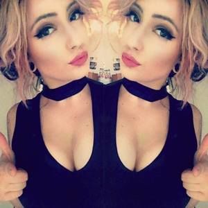 Meet your Posher, Libby